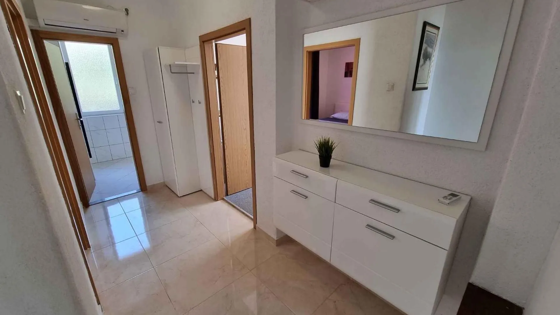 Apartment In Dramalj 45914